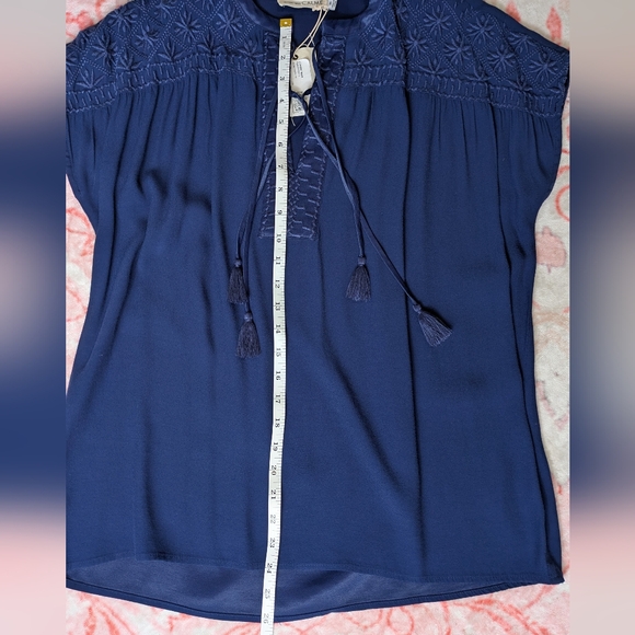 Johnny Was Calmé NWT Blue Knit Embroidered Top Double Tassel Front Size XS - Picture 8 of 8